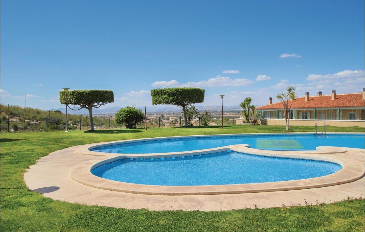Nice Apartment In Santa Pola With Kitchenette 外观 照片