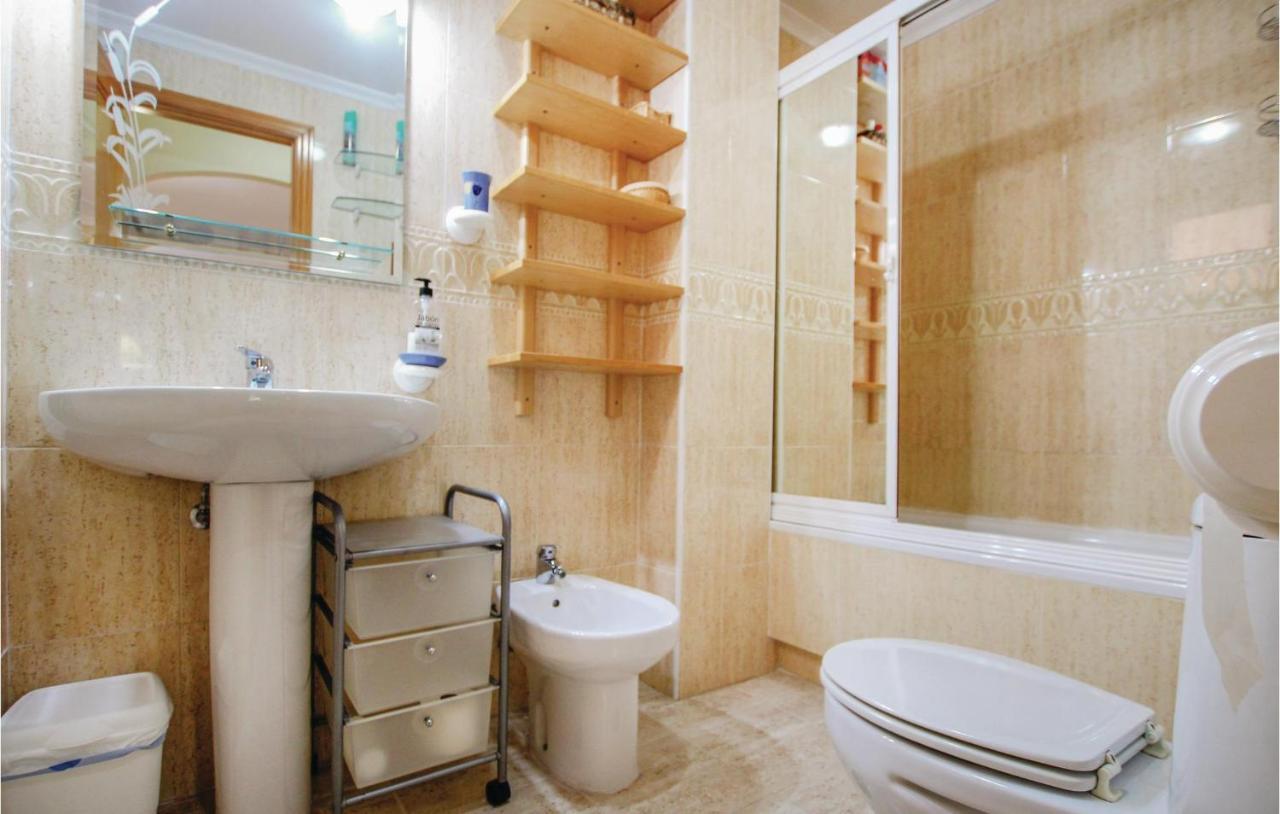 Nice Apartment In Santa Pola With Kitchenette 外观 照片