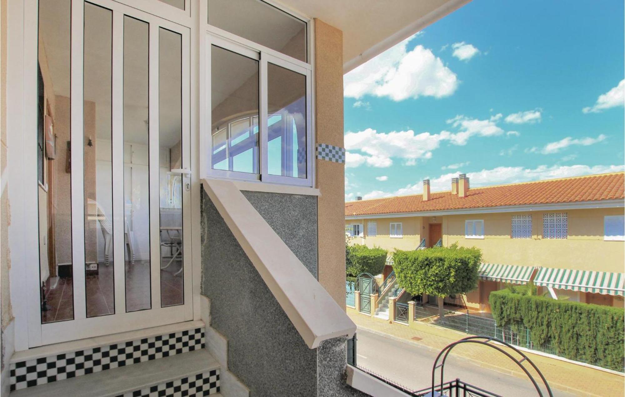 Nice Apartment In Santa Pola With Kitchenette 外观 照片